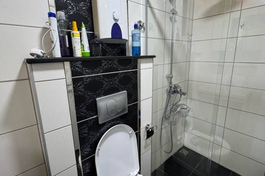 Property Detail