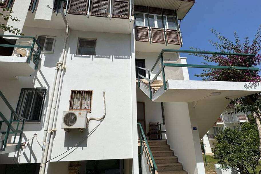 Property Detail